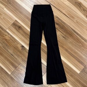 Aerie Black Hi-Rise Flare Leggings